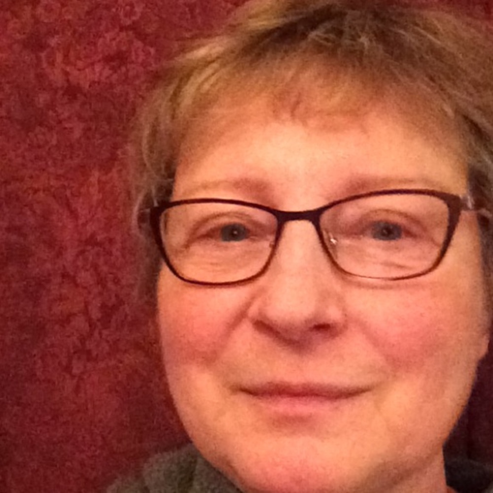 Meet your Posher, Joy